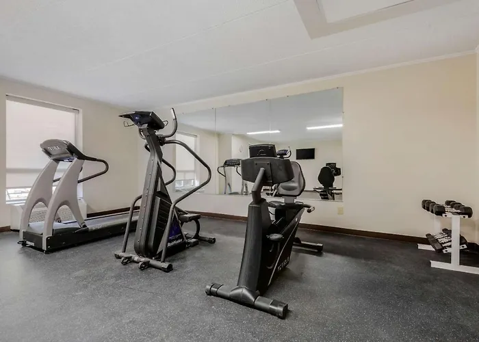 Quality Inn & Suites New Hartford - Utica